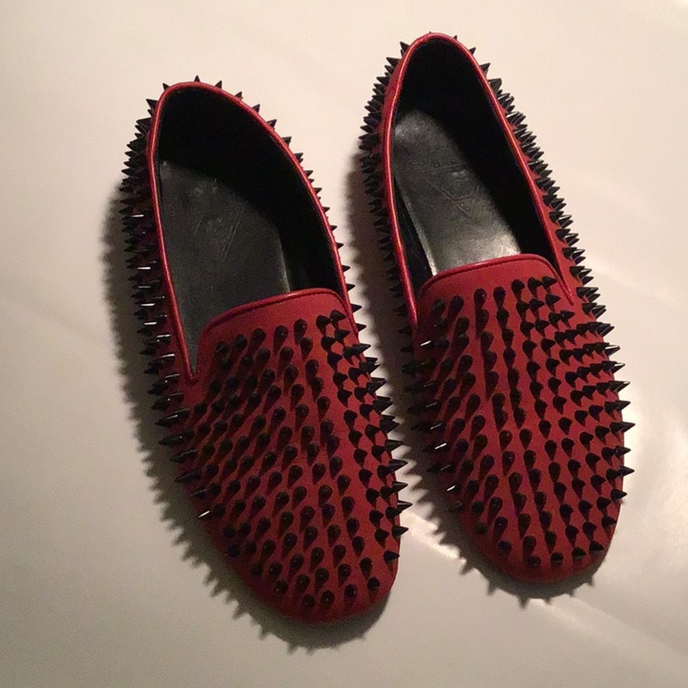UNIF shoes